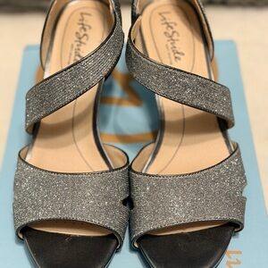 Life Stride Women's Glittering Heels - Silver